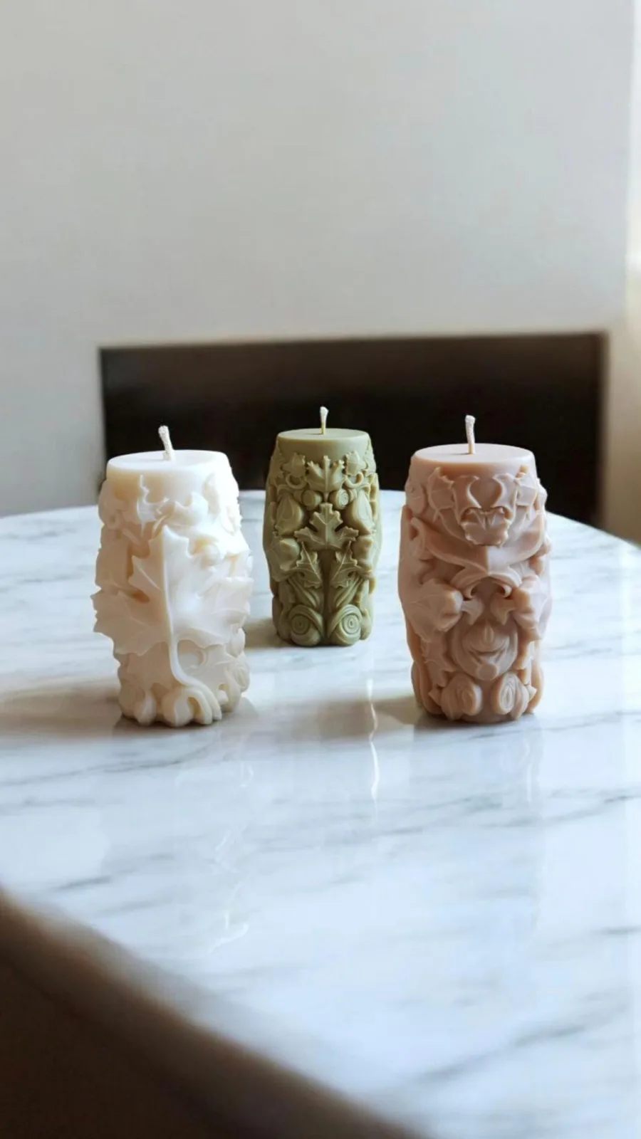 Blattkerze aus Rapswachs – moderne Herbstdeko | handgemacht & vegan | Geschenk für Frauen – Bild 4