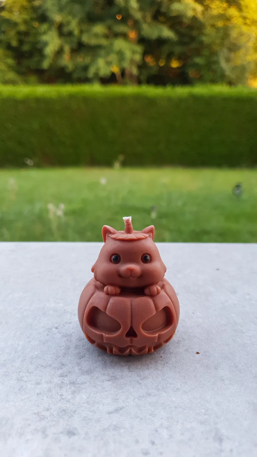 Katzenkerze im Kürbis aus Rapswachs – Herbst & Halloween Deko | handgemacht & vegan | Geschenk für Katzenfans – Bild 7