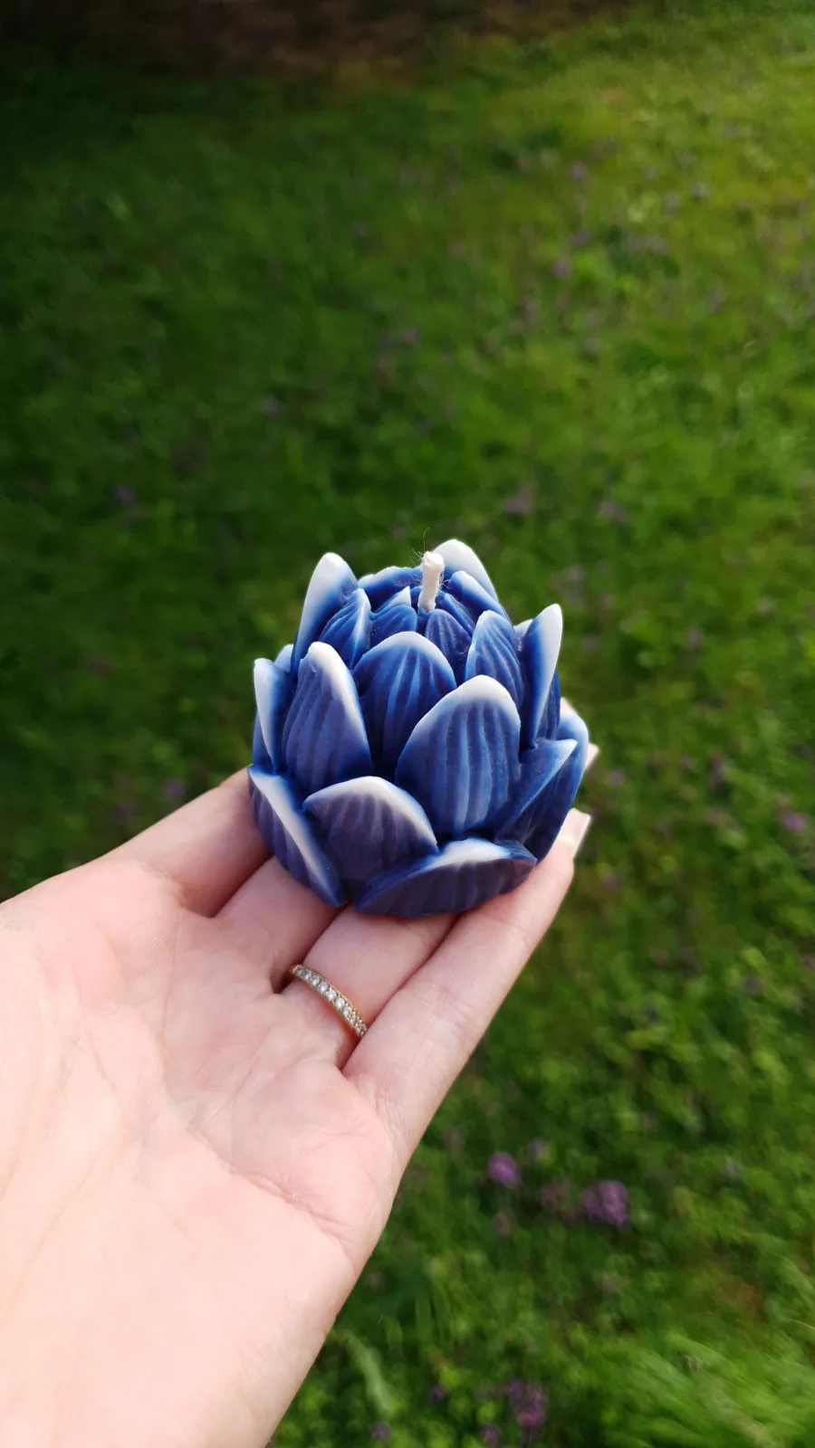 Blumenkerze aus Rapswachs – florale Deko Kerze | handgemacht & vegan | Geschenk für Frauen – Bild 9