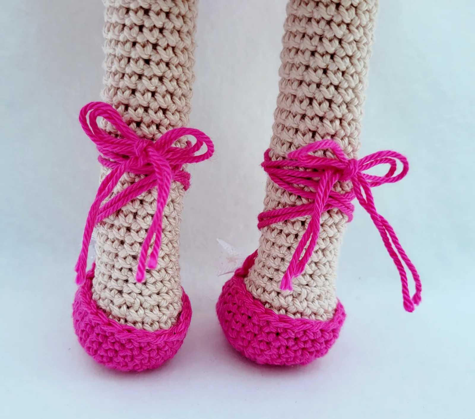 Skaila - Gehäkelte Amigurumi Ballerina Puppe pink 29 cm Handmade handgemacht Geschenk Idee Mädchen Deko Zimmer Kinder – Bild 11