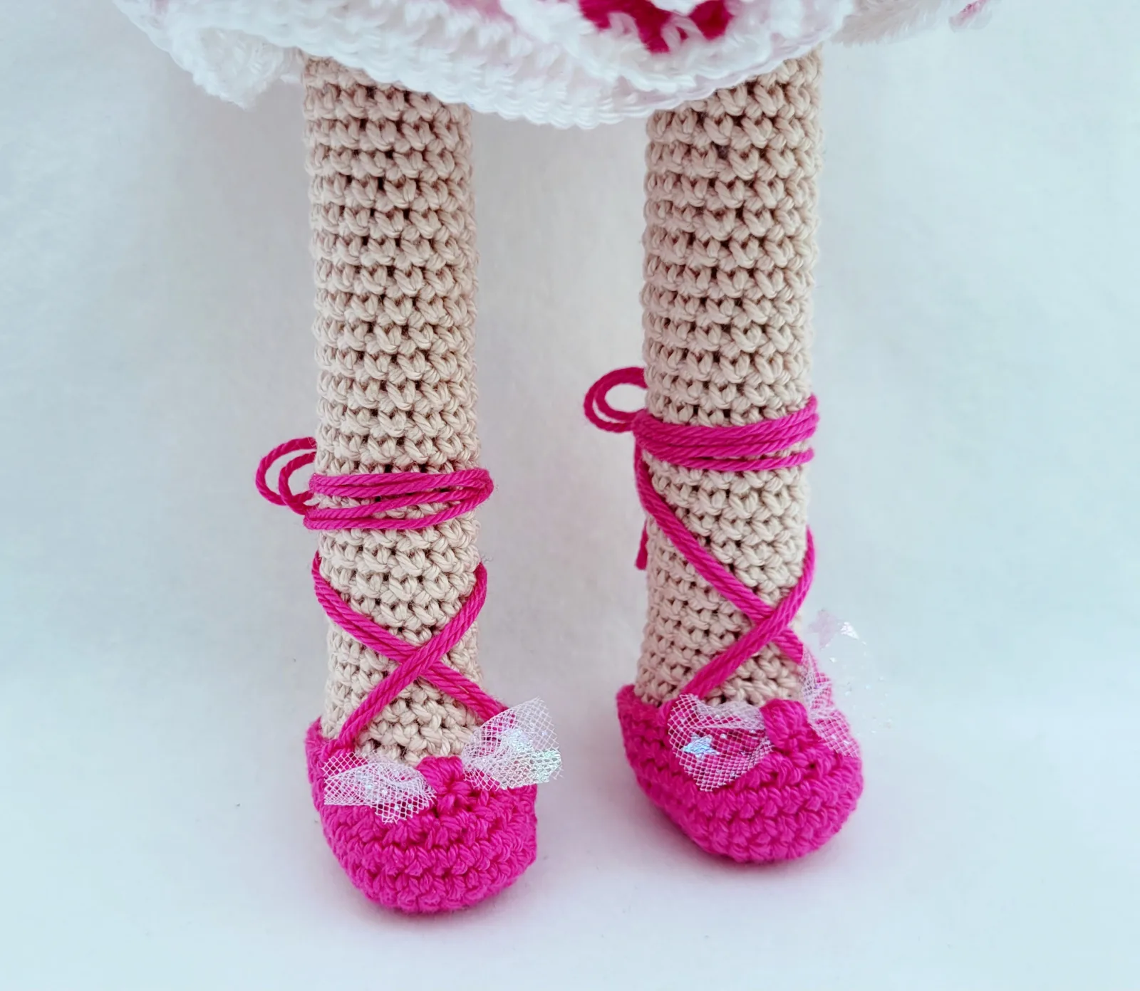 Skaila - Gehäkelte Amigurumi Ballerina Puppe pink 29 cm Handmade handgemacht Geschenk Idee Mädchen Deko Zimmer Kinder – Bild 5