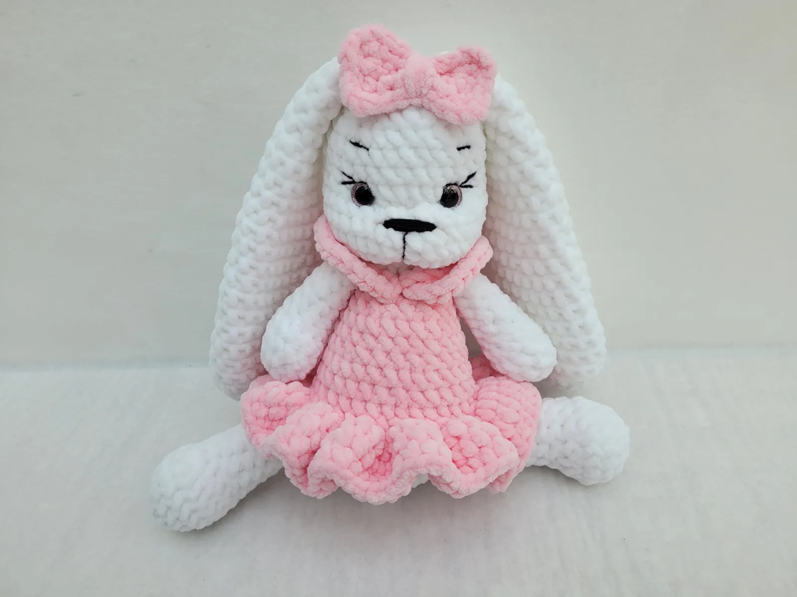 Sweetie - Gehäkelter Amigurumi Hase Rosa Weiß Handmade Handgemacht Kuschelig Geschenk Mädchen Kinder Deko Kinderzimmer