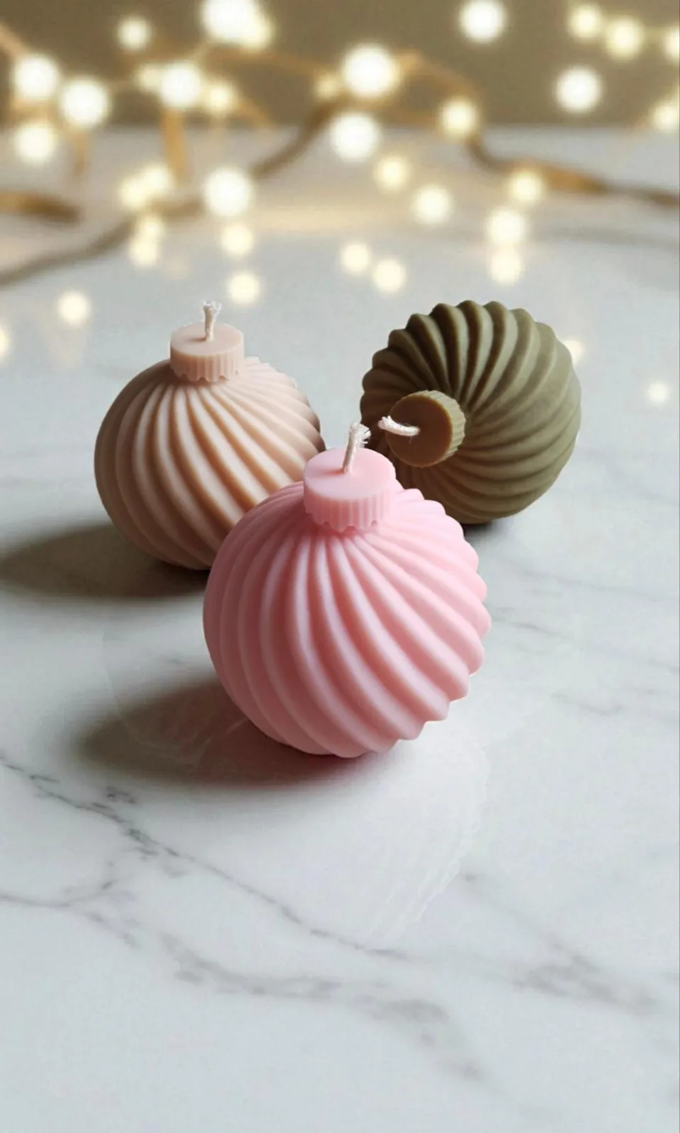 Christbaumkerze Kugelkerze Weihnachtskerze Christbaumkugel Kerze DekoChristbaumku Weihnachten Rapswachskerze Handgemacht Vegane Kerze Modern – Bild 3