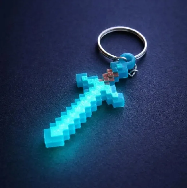 Leuchtender Pixel-Schwert Schlüsselanhänger – perfekt für kleine Minecraft Fans