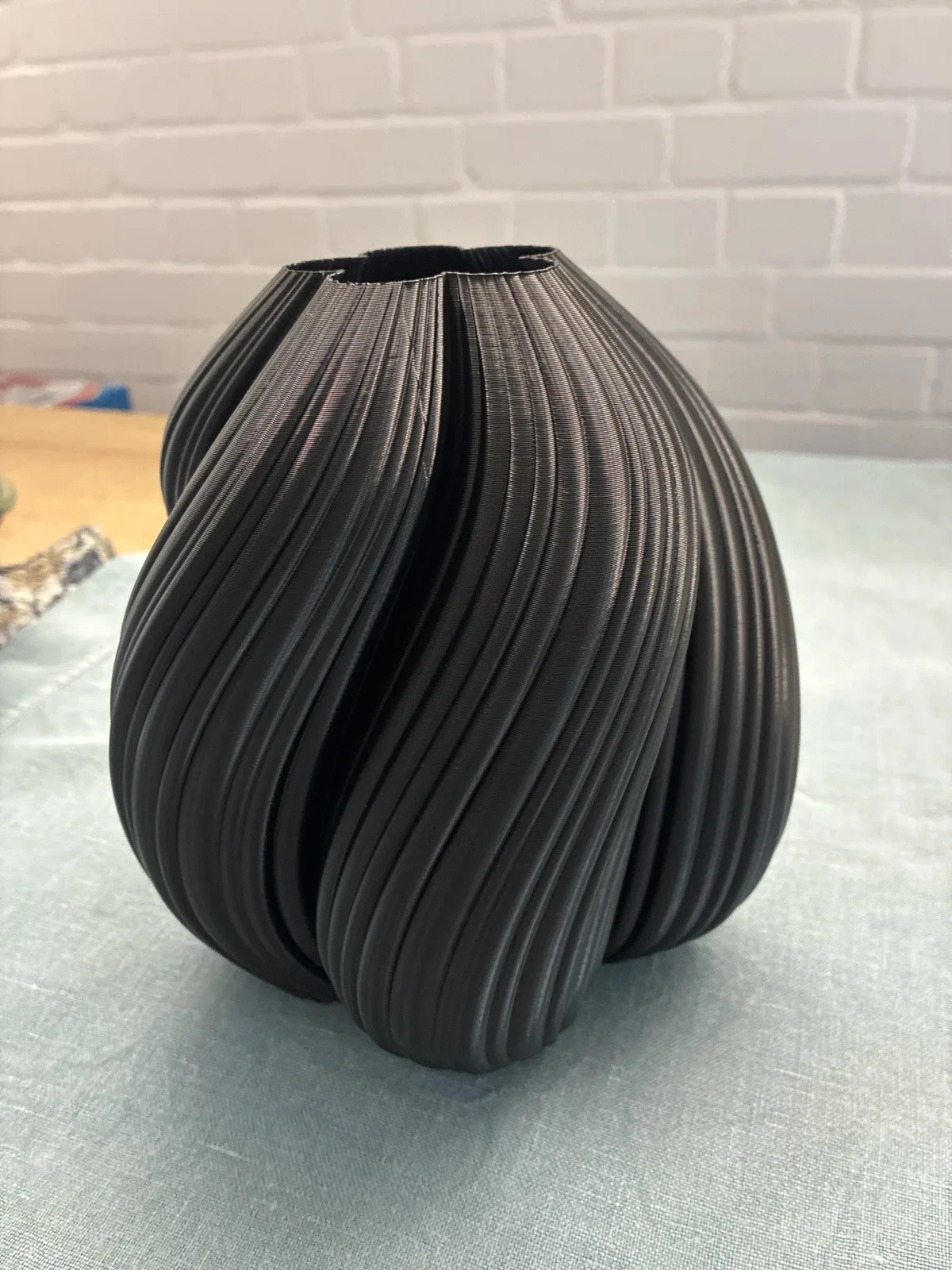 3D-gedruckter Lampenschirm – Schwarz – modernes Design – Bild 2