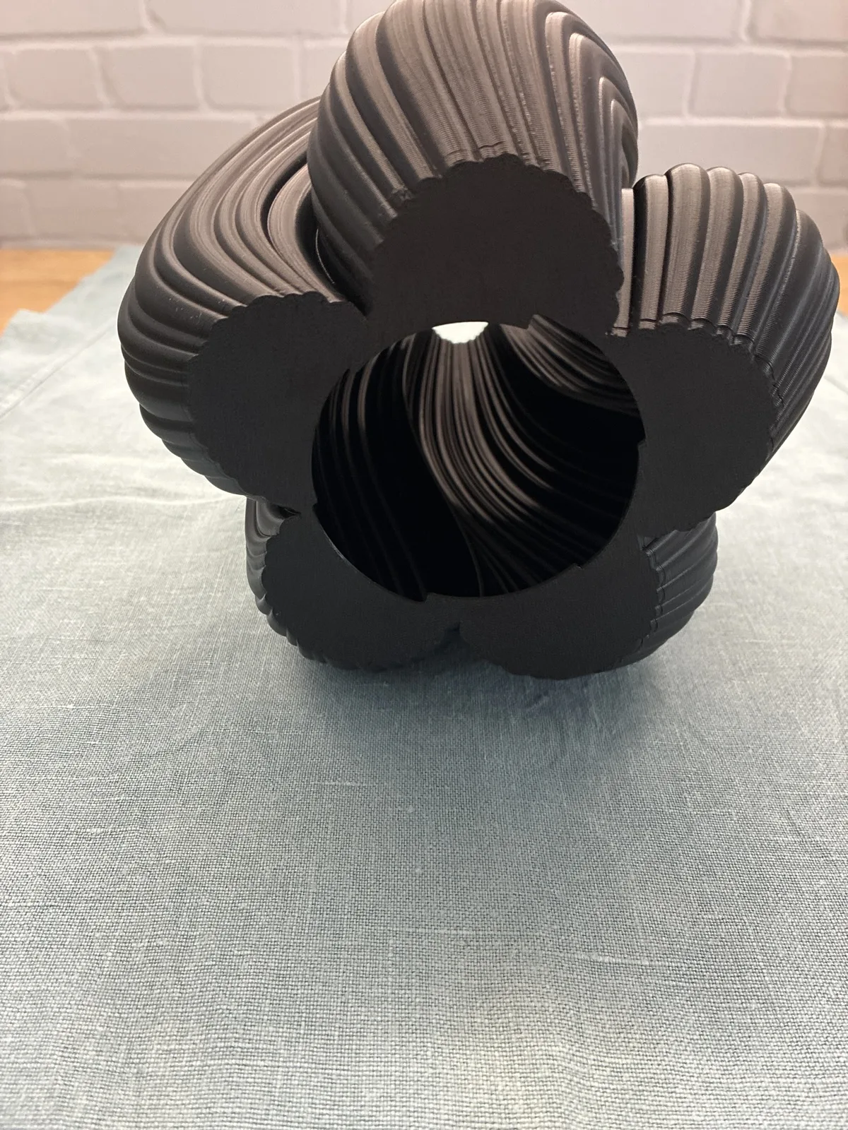 3D-gedruckter Lampenschirm – Schwarz – modernes Design – Bild 3