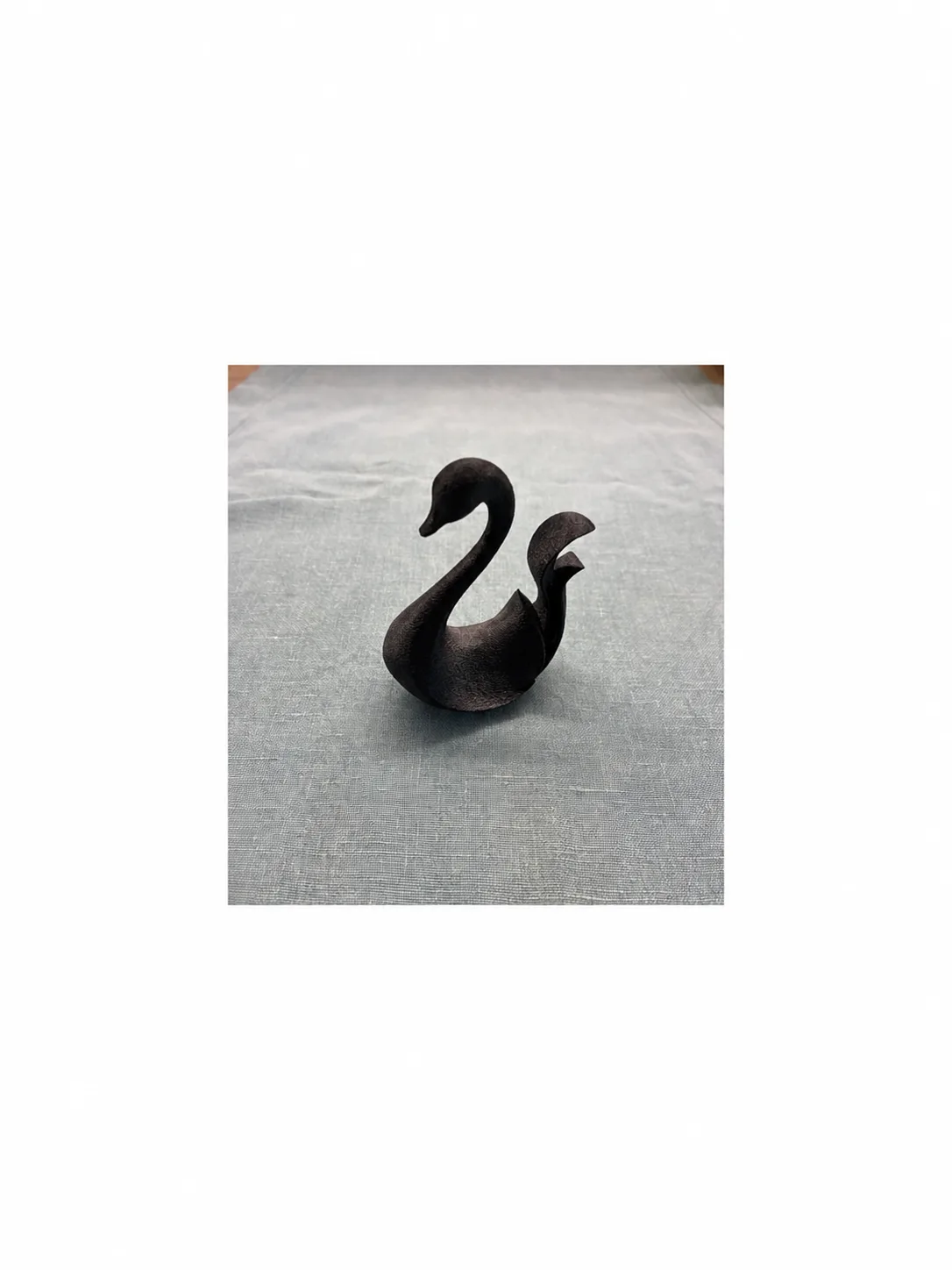 3D-gedruckter Schwan – Dekofigur, schwarz