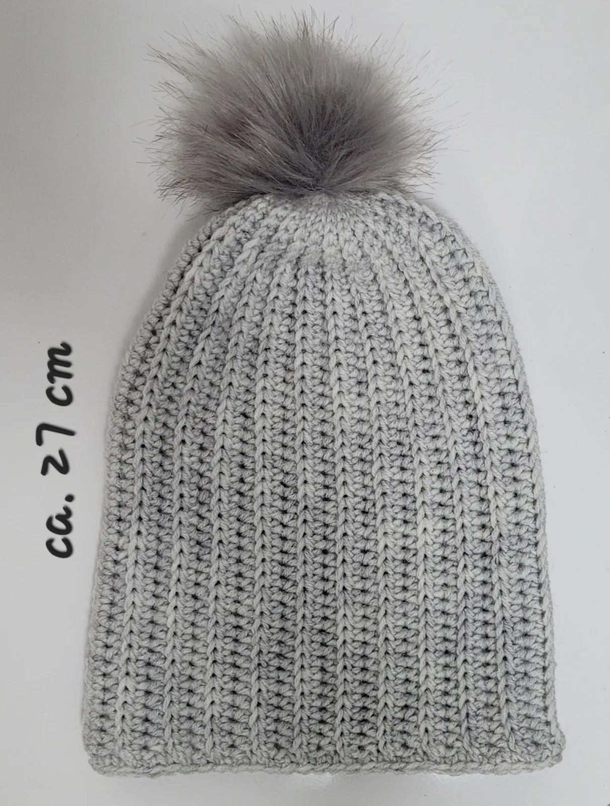 Handgehäkelte Mütze für Damen und größere Mädchen - Grau Wintermütze Mischwolle Acryl/Wolle 51–56 cm – Bild 9