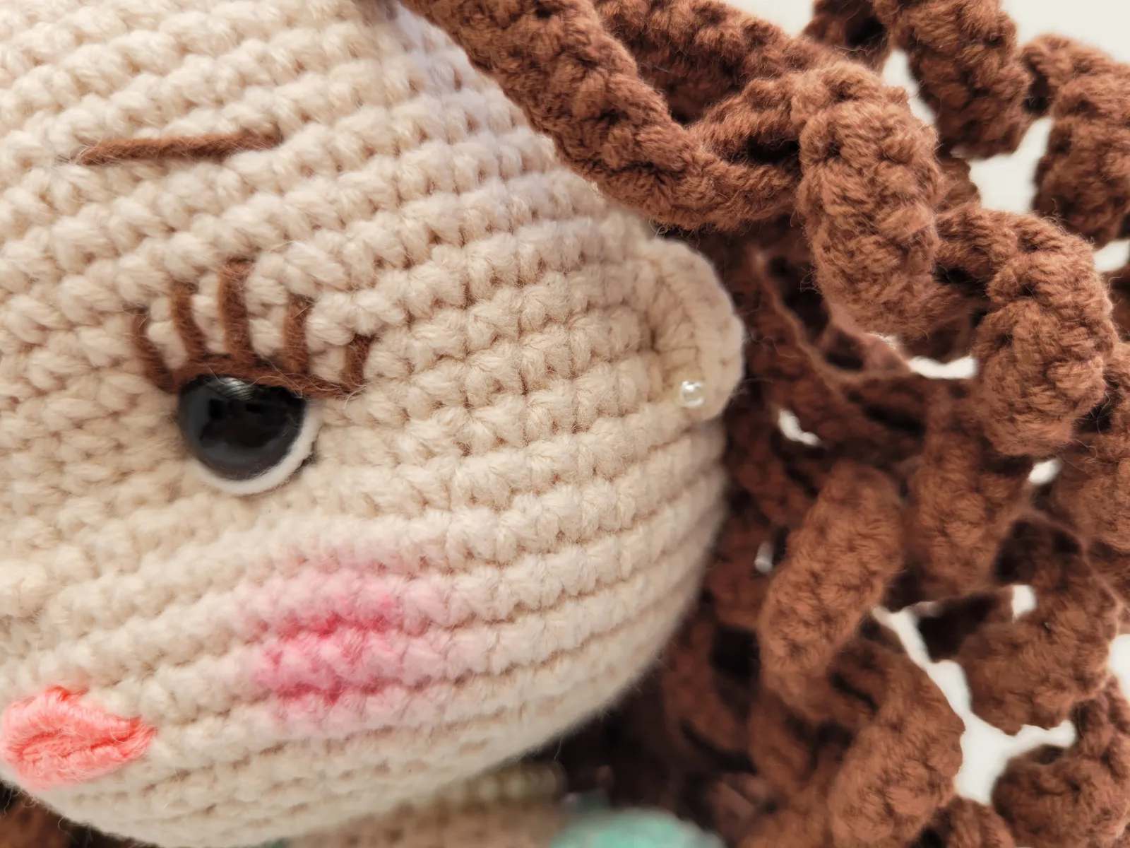 Mira - Handgefertigte gehäkelte Amigurumi Puppe 34 cm türkis Stoffpuppe Handmade Geschenk Mädchen Kinderzimmer Deko gift – Bild 7