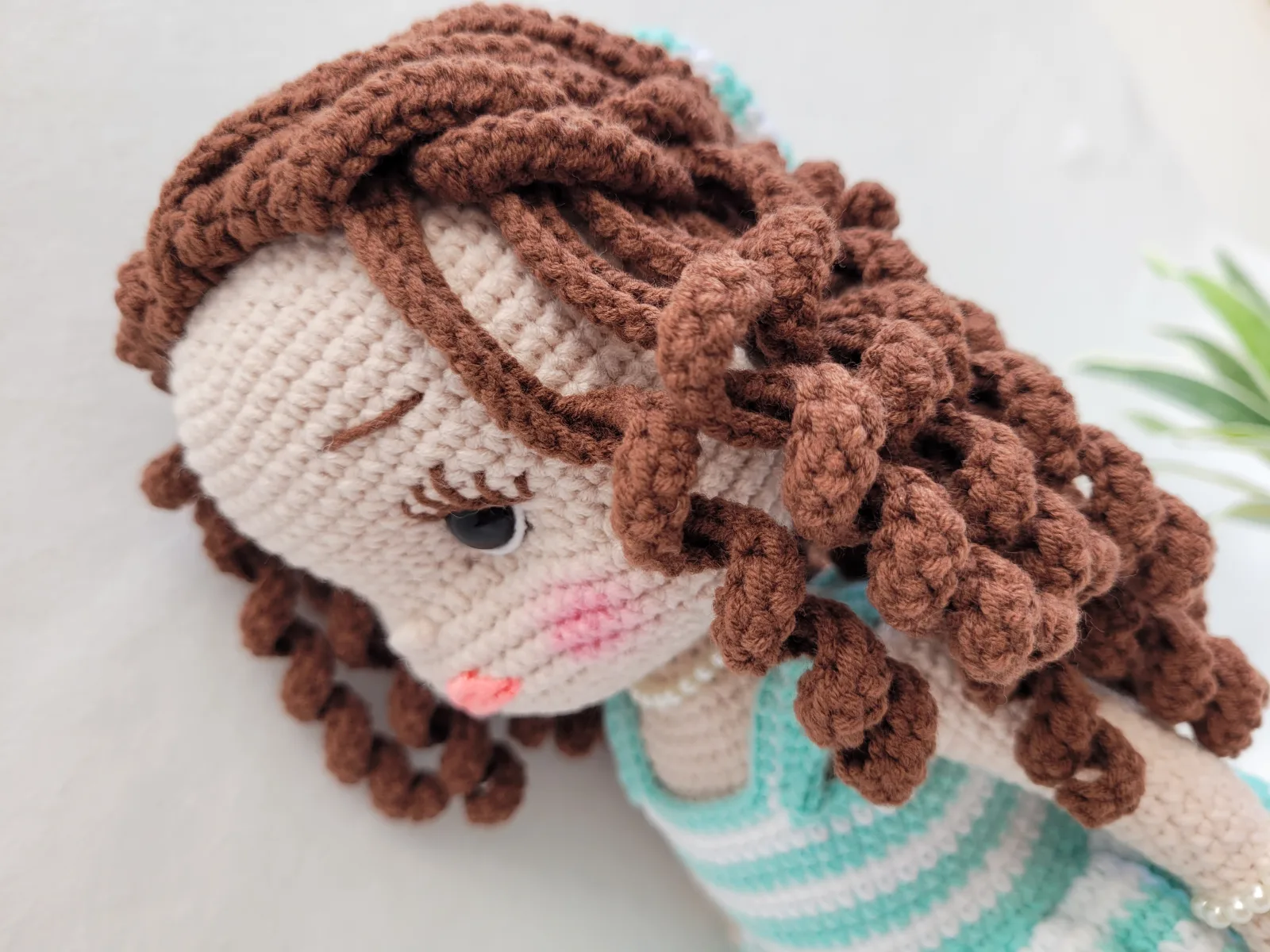 Mira - Handgefertigte gehäkelte Amigurumi Puppe 34 cm türkis Stoffpuppe Handmade Geschenk Mädchen Kinderzimmer Deko gift – Bild 12