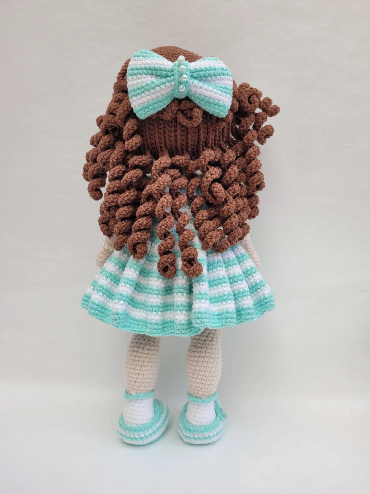 Mira - Handgefertigte gehäkelte Amigurumi Puppe 34 cm türkis Stoffpuppe Handmade Geschenk Mädchen Kinderzimmer Deko gift – Bild 8