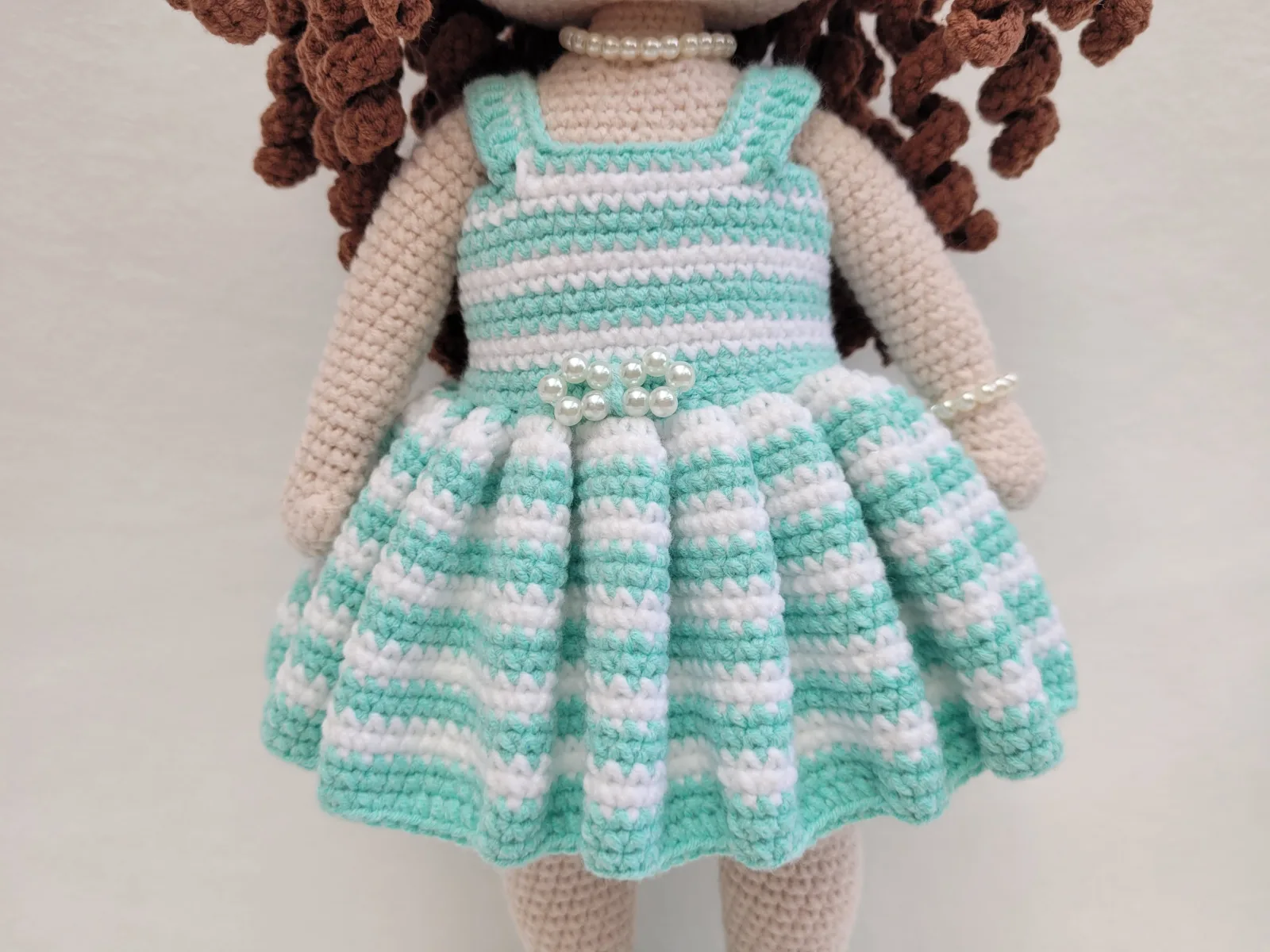 Mira - Handgefertigte gehäkelte Amigurumi Puppe 34 cm türkis Stoffpuppe Handmade Geschenk Mädchen Kinderzimmer Deko gift – Bild 3