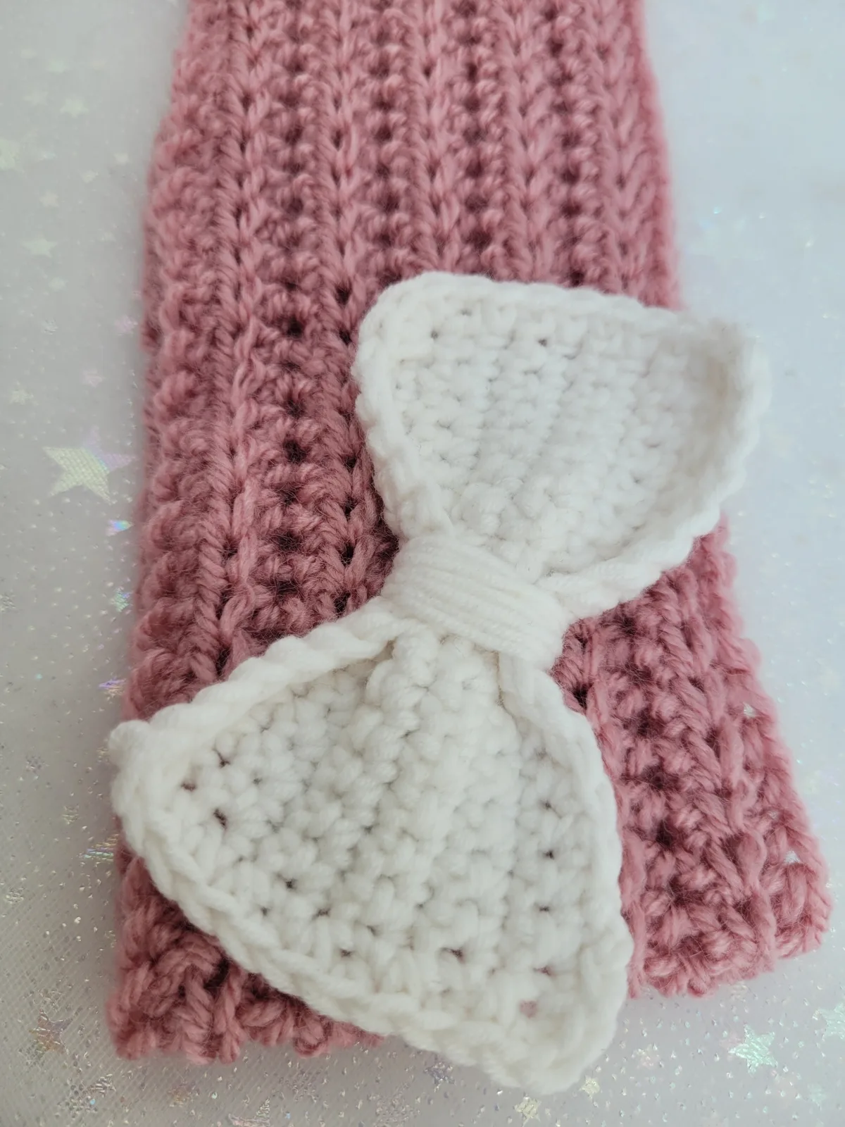 Baby Geschenkset gehäkelt | Hase, Engelsherz, Babysocken & Stirnband | Altrosa & Weiß | ab Geburt | 6–9 Monate – Bild 8