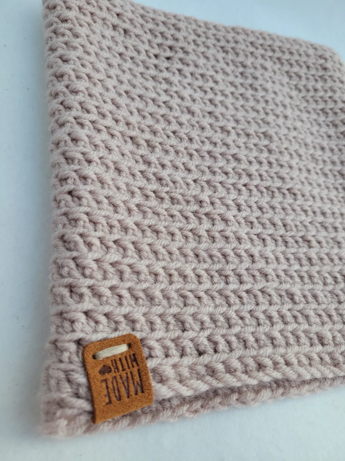 Handgehäkelter Halswärmer für Damen und größere Mädchen Grau-Beige Winter Schlauchschal Mischwolle Einheitsgröße – Bild 3