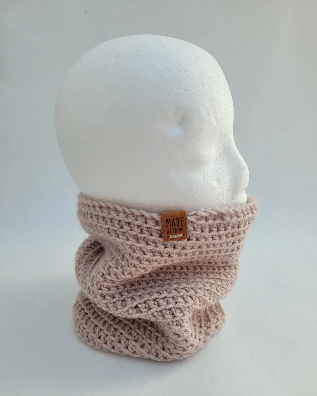 Handgehäkelter Halswärmer für Damen und größere Mädchen Grau-Beige Winter Schlauchschal Mischwolle Einheitsgröße – Bild 4