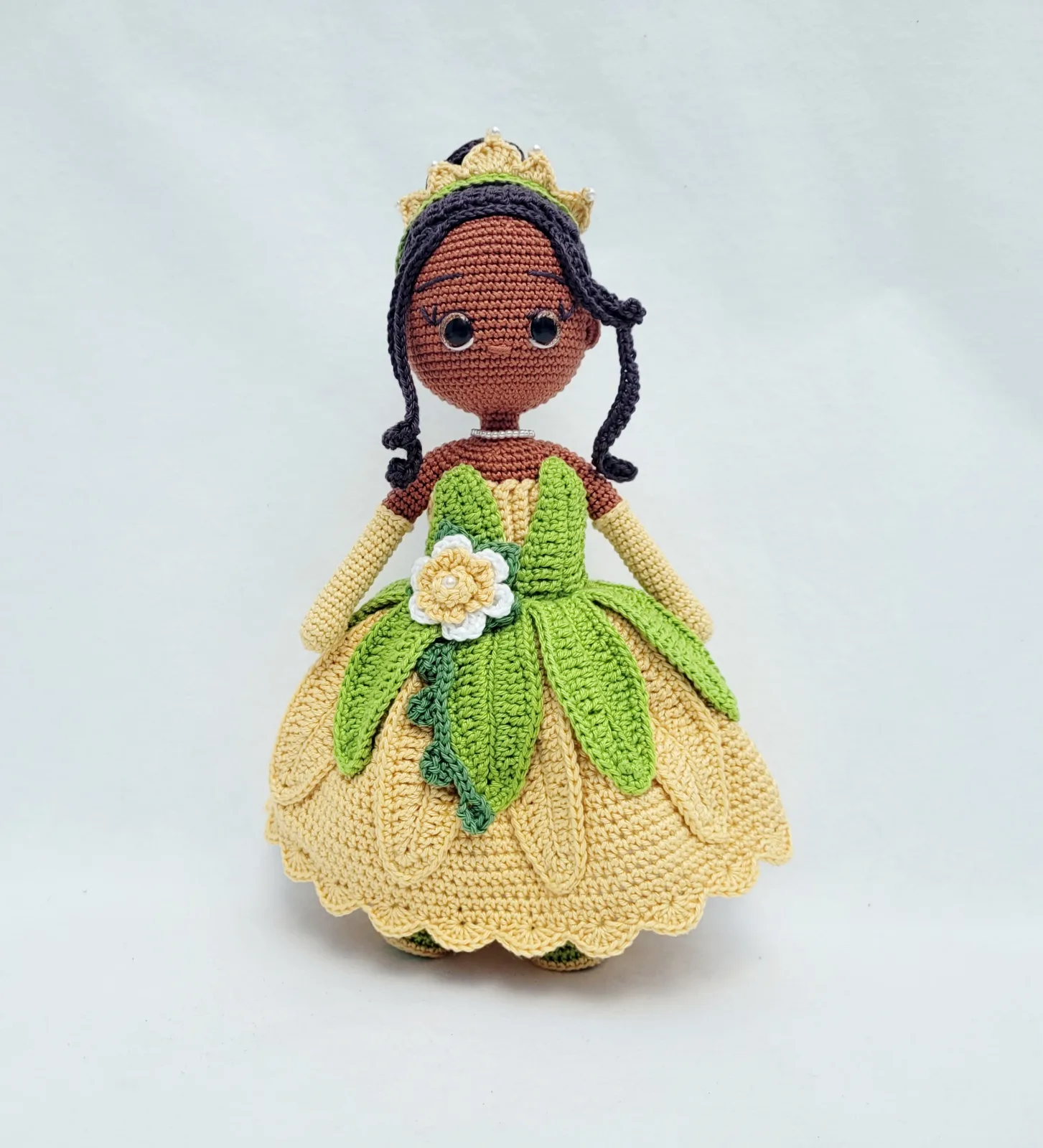 Gehäkelte Prinzessin Puppe Amigurumi – handgefertigte Märchenpuppe 31-32 cm grüne Prinzessin Geschenkidee für Mädchen
