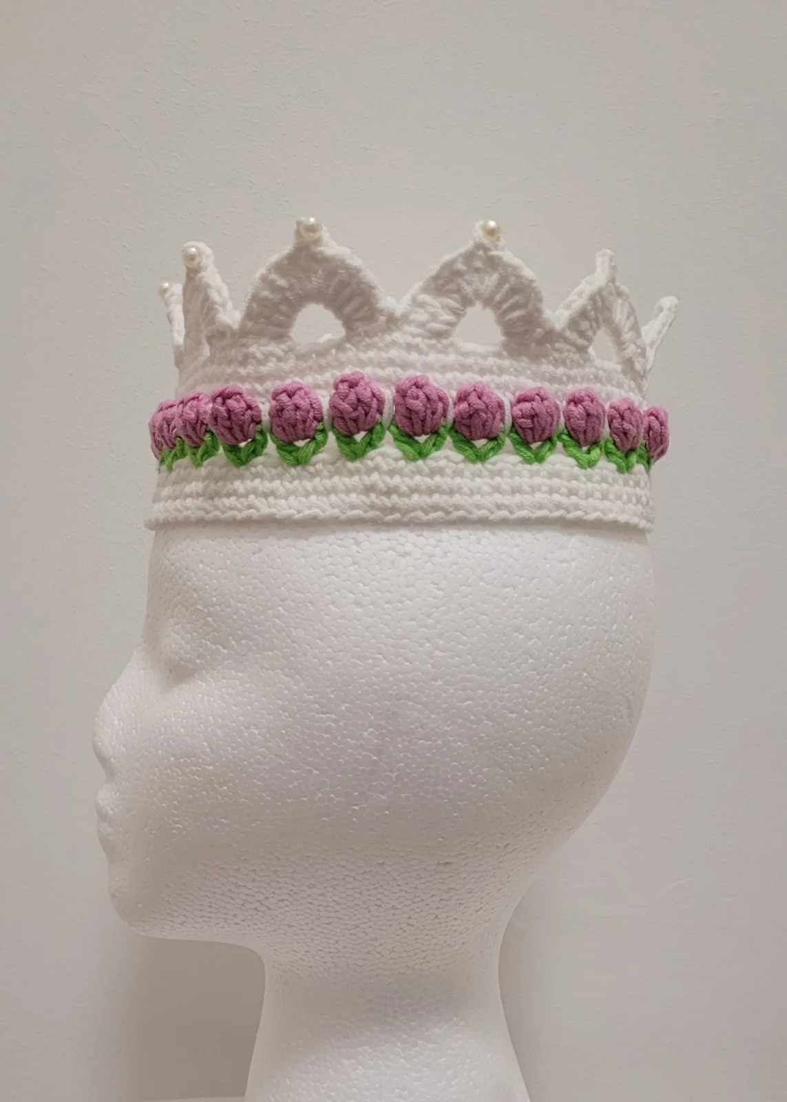 Häkelkrone für Mädchen weiß mit lila Blümchen Krone für Prinzessin Geburtstag Party Fotoshooting 2–8 Jahre – Bild 5