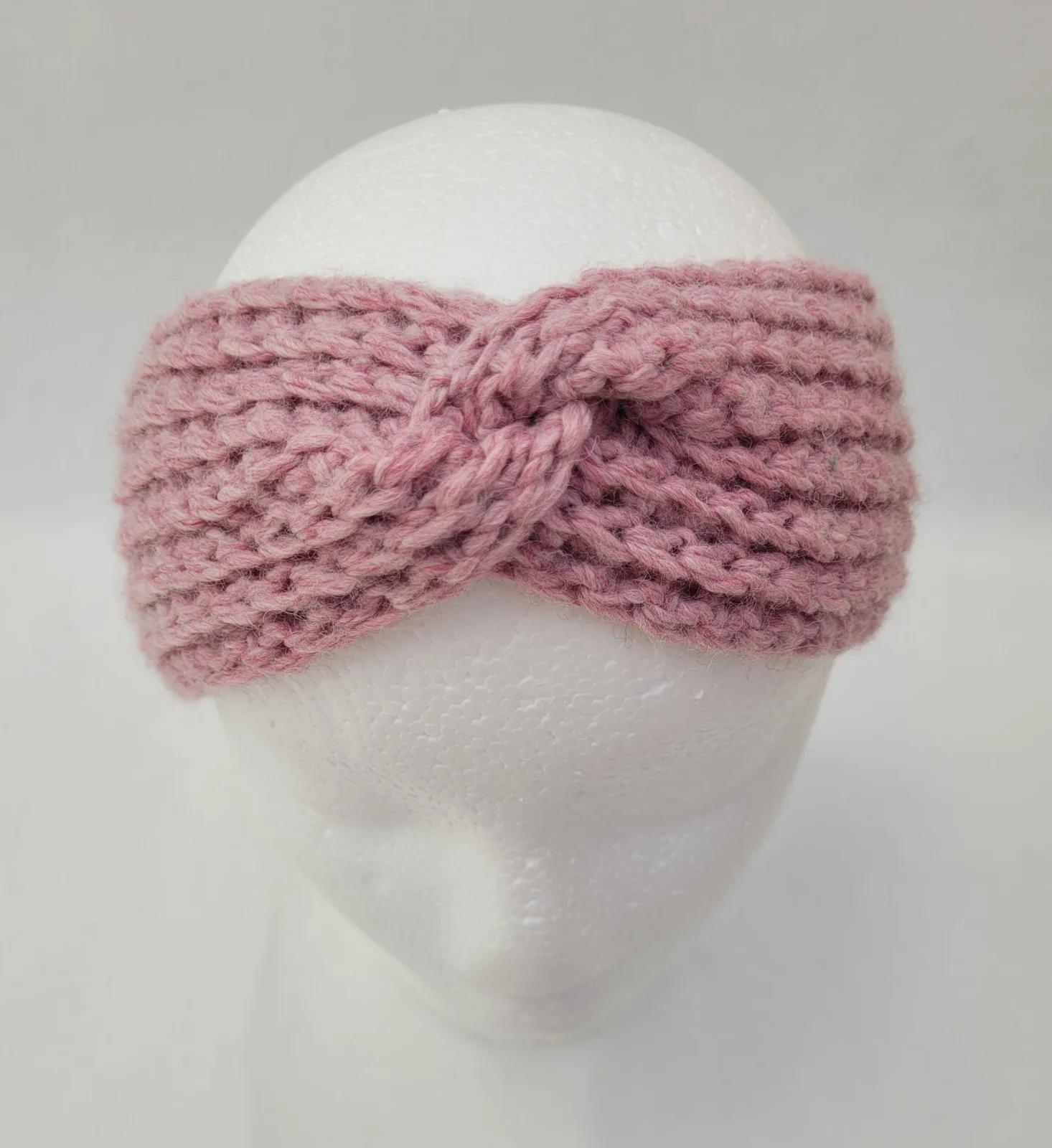 Handgehäkeltes Stirnband in Altrosa, warm weich aus Acrylwolle, ideal für Übergang, für Damen und große Mädchen 51-55 cm – Bild 7