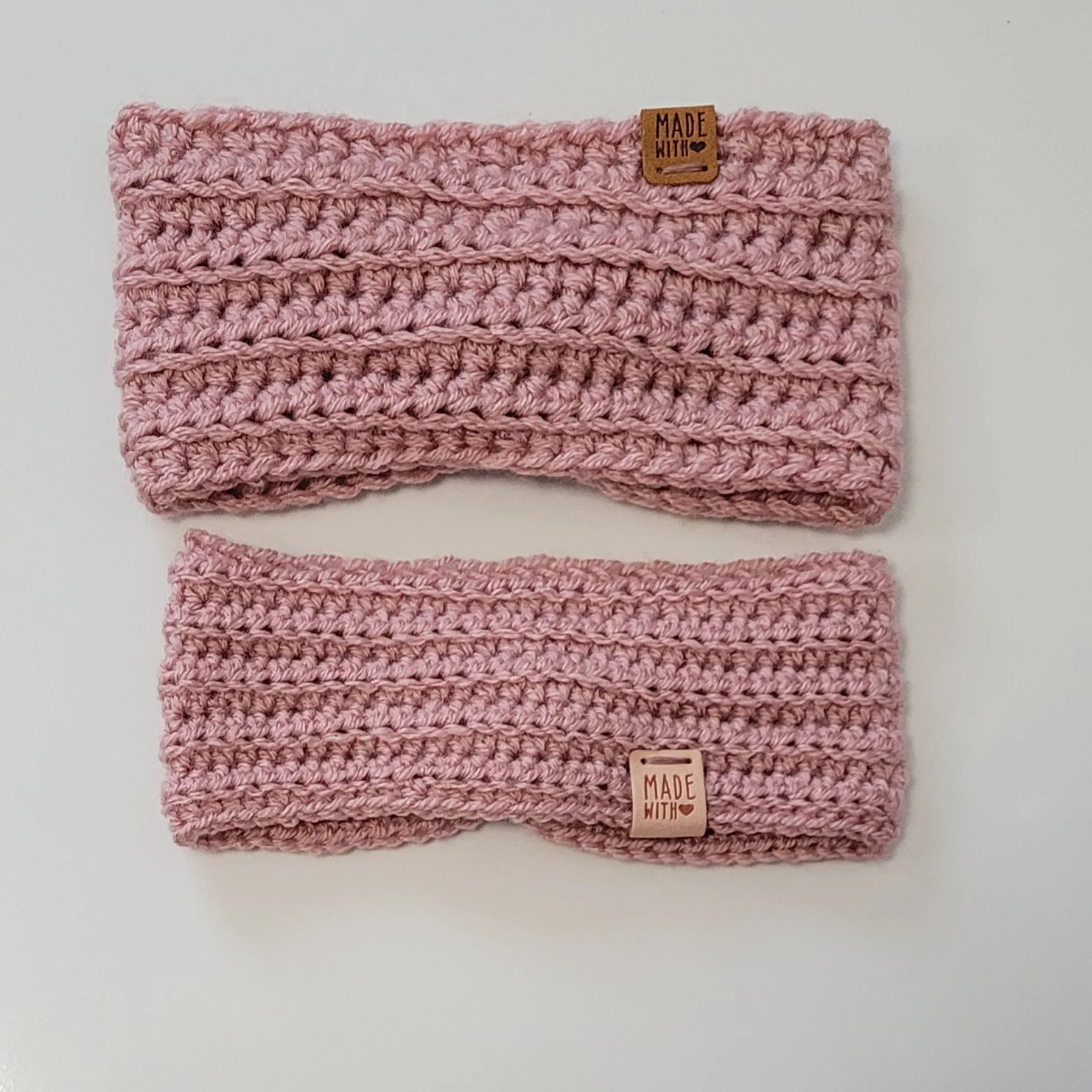 4-teiliges Winter-Set für Damen und größere Mädchen aus Acrylwolle Altrosa – Mütze, Stirnband, Halswärmer, Handstulpen – Bild 8