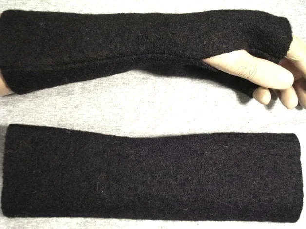 Wollwalk Handschuhe langlebig Armstulpen schwarz weiche, warm nachhaltig, tiroler Kochwolle, hochwertige Schurwolle, das beliebte Ge (Kopie) – Bild 12