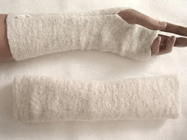 Wollwalk Handschuhe langlebig Armstulpen schwarz weiche, warm nachhaltig, tiroler Kochwolle, hochwertige Schurwolle, das beliebte Ge (Kopie) – Bild 10