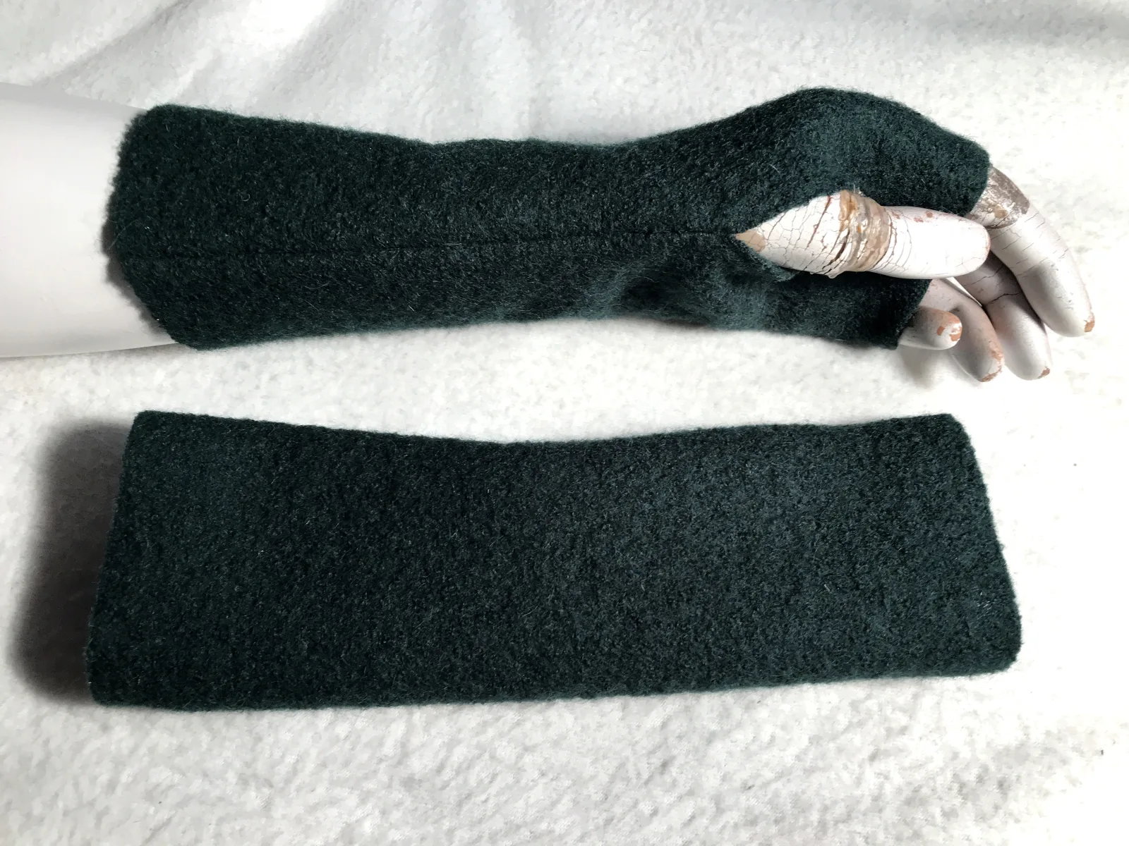 Wollwalk Handschuhe langlebig Armstulpen schwarz weiche, warm nachhaltig, tiroler Kochwolle, hochwertige Schurwolle, das beliebte Ge (Kopie)