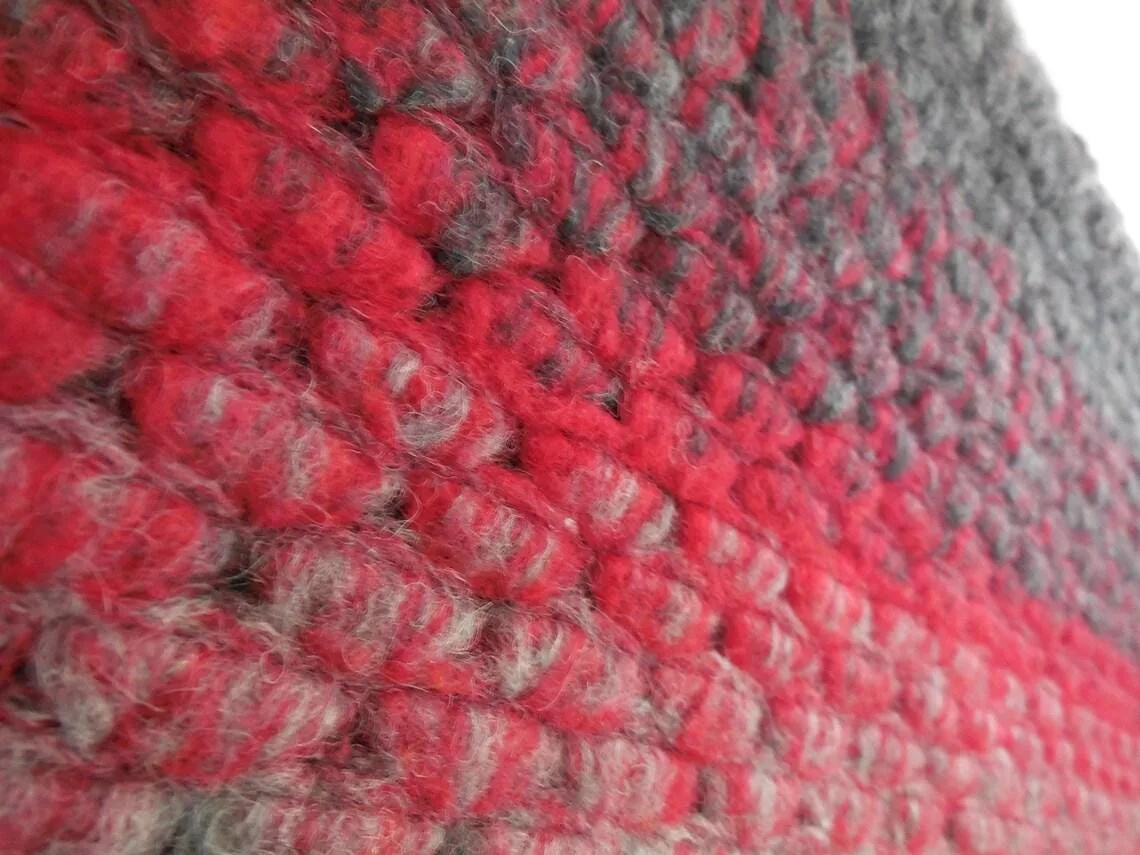 warmer Hüftrock Form A, schicker Wollwalk, weiche Strickwolle, Schurwolle glücklich passfreudig Blick u. winddicht, Geschenk – Bild 2