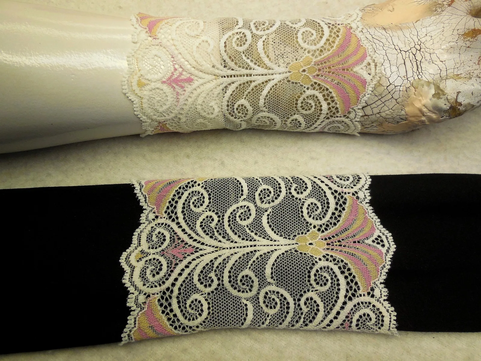 weiche Spitze dehnbar Pulswärmer, Hand Zierde, Geschenk, Handschuhe Blume Ranken, leichte feine Stulpen, weiss, reizend zu Kleider, Hochzeit – Bild 5
