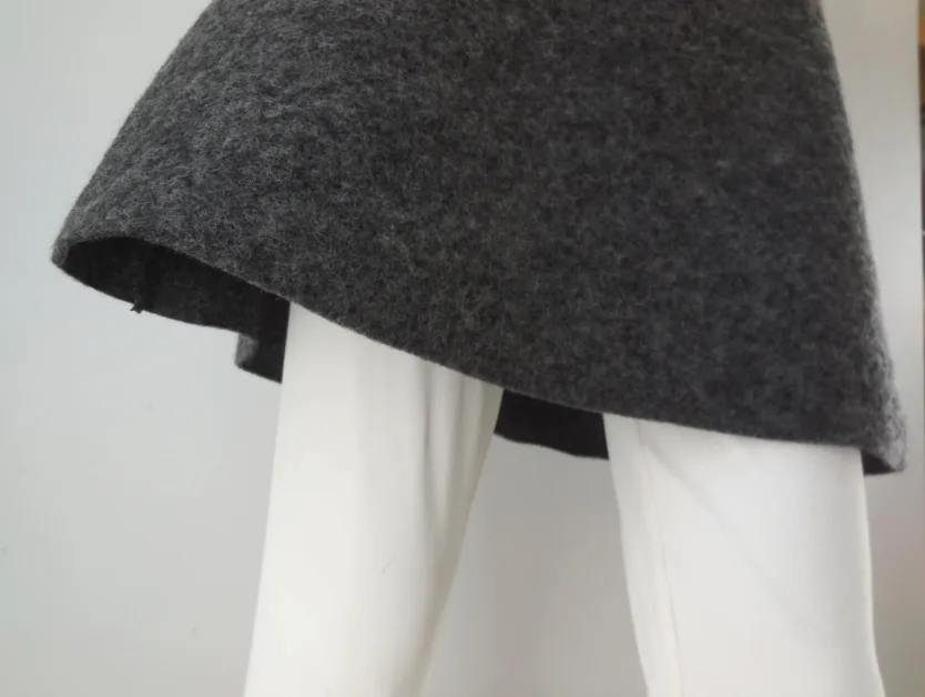 weicher warmer, Hüftrock A Form wertvoller italienischer Wollwalk Schurwolle passfreudig winddicht mit doppelter Passe das beliebte Geschenk – Bild 11