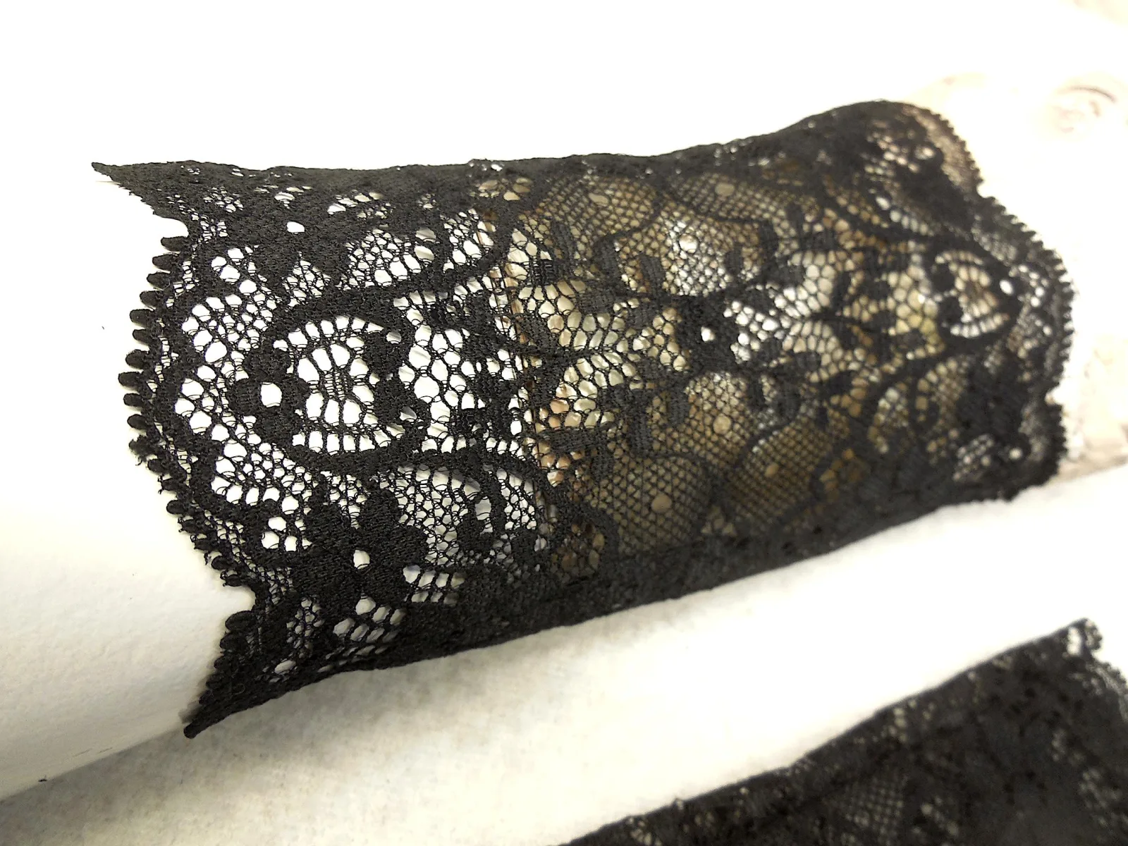 Hand Zierde Spitze dehnbar Pulswärmer leichte, feine Stulpen, ideal zu Kleidern oder über einen dünnen Pulli reizend Geschenk