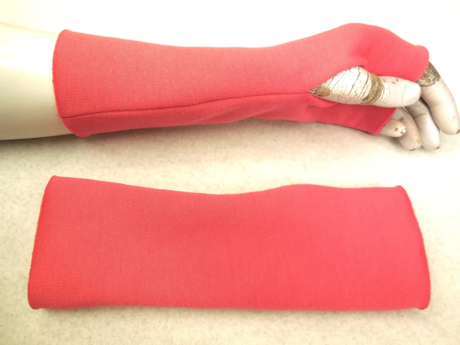 Wellness Handschuhe Fleece flauschig weich warme Armstulpen, ideal zu Kleidern, unter oder über einen dünnen Pulli, Geschenk