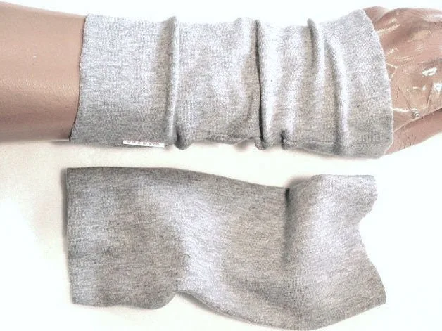 Pulswärmer hellgrau langlebig 1A Baumwolle Stulpe, Ideal zu kurzärmligen Kleidern, unter oder über einen Pulli warm und angenehm zu tragen