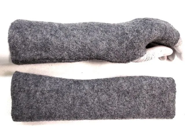 Weiche warme Handschuhe Kochwolle langlebig, wolle, stabil Wollwalk, Loden Armstulpen, leicht tailliert, passfreudig, dehnbar, grau Geschenk – Bild 2