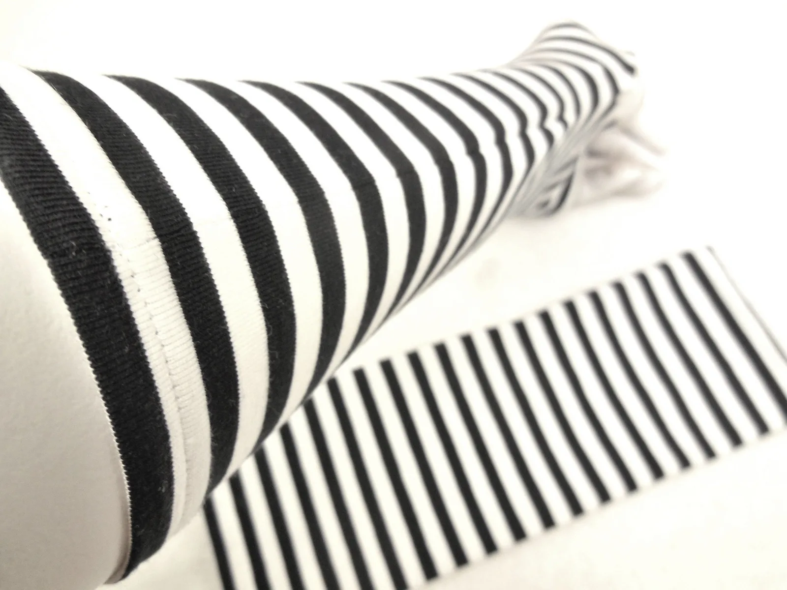 weiche warme Handschuhe Armstulpen gestreift flauschig, geringelt, 1A Qualität, maritim, stabile Qualität Ideal zu kurzärmligen Kleidern, – Bild 2