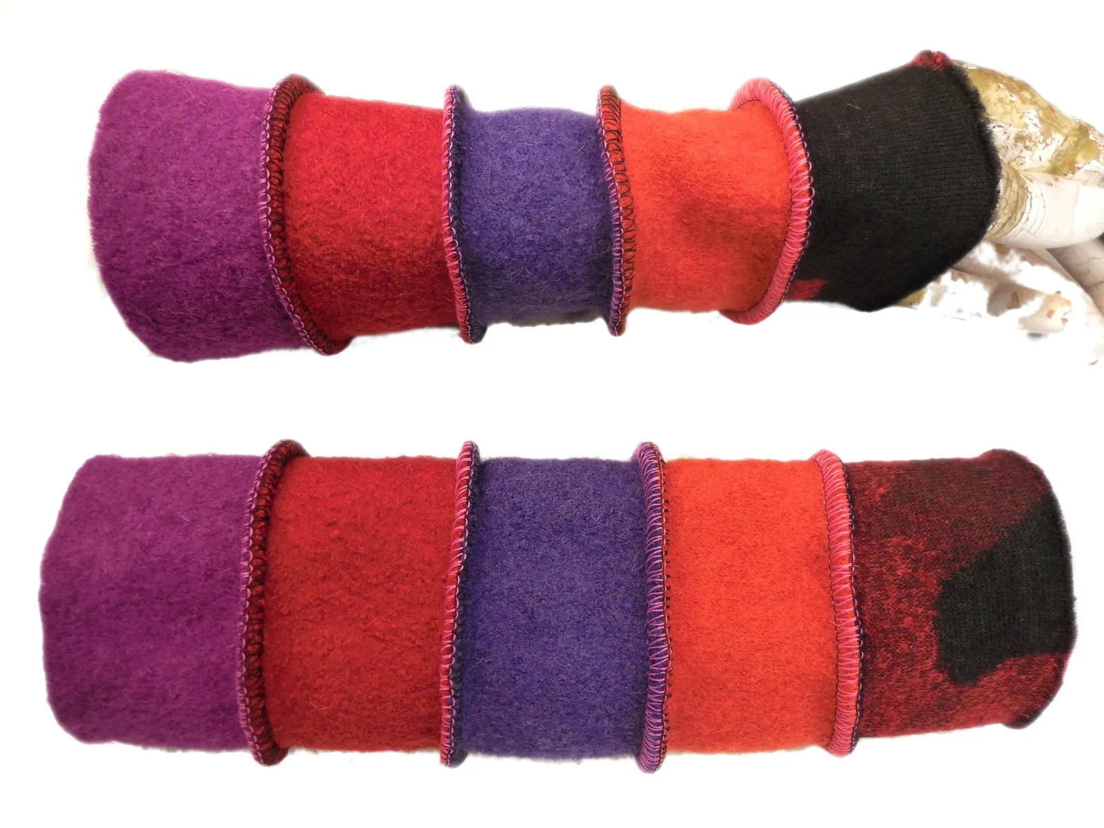 warme Wollwalk Handschuhe Schurwolle Kochwolle Armstulpen dehnbar und weich Ideal zu Kleidern, Pulli zum Drunterziehen, beliebtes Geschenk – Bild 2
