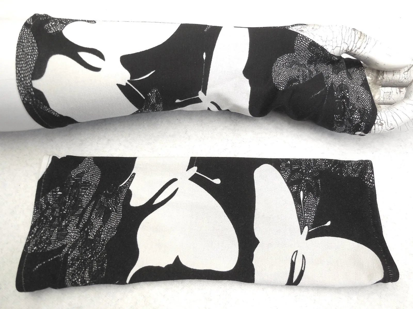 Schmetterlinge weiche Handschuhe, einmalig leichte Armstulpen, ideal zu Kleidern, schön dehnbar, Schwarz, Geschenk