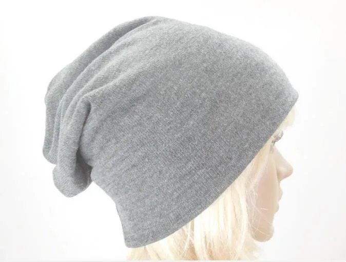 warmer leichter Beanie aus weicher Strickwolle doppelt gelegt zum Wenden eine Mütze die dich behütet, zu allen 4 Jahreszeiten ein Geschenk – Bild 4