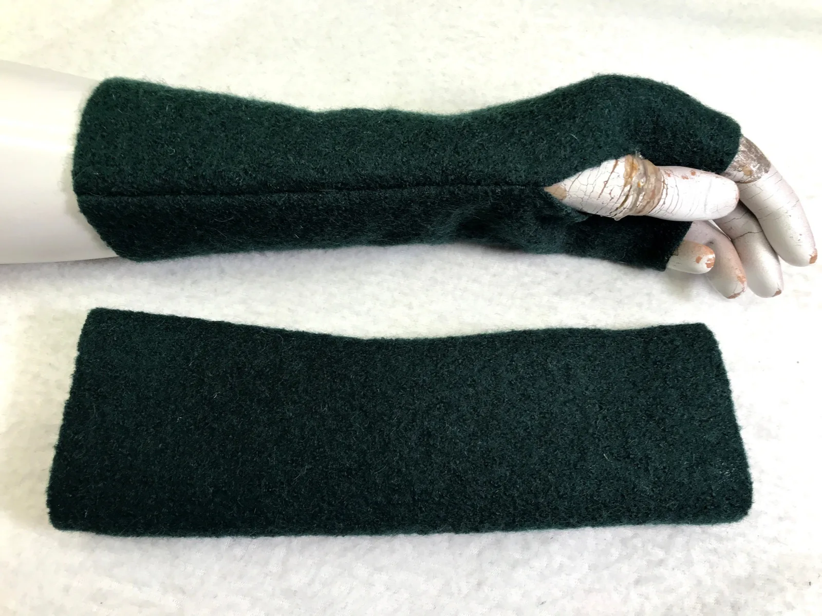 unglaublicher Farbwechsler weiche warme Handschuhe Wollwalk robust, wertvoll aus tiroler Kochwolle, Wollwalk von Tannen-Blau bis Moos-Grün – Bild 7