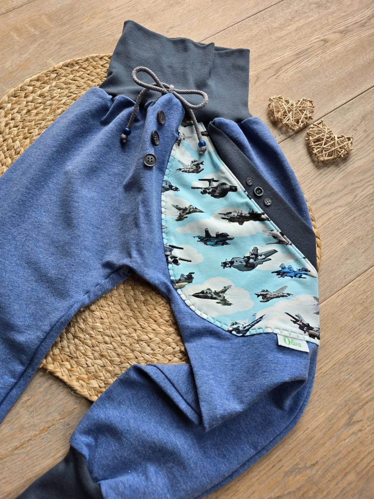 Organic Sweat Pumphose 122/128 Blau Unikat Mitwachshose Jagdflugzeug – Bild 2