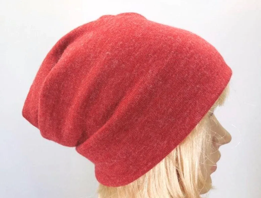 warmer leichter Beanie aus weicher Strickwolle doppelt gelegt zum Wenden eine Mütze die dich behütet, zu allen 4 Jahreszeiten ein Ge (Kopie) – Bild 4