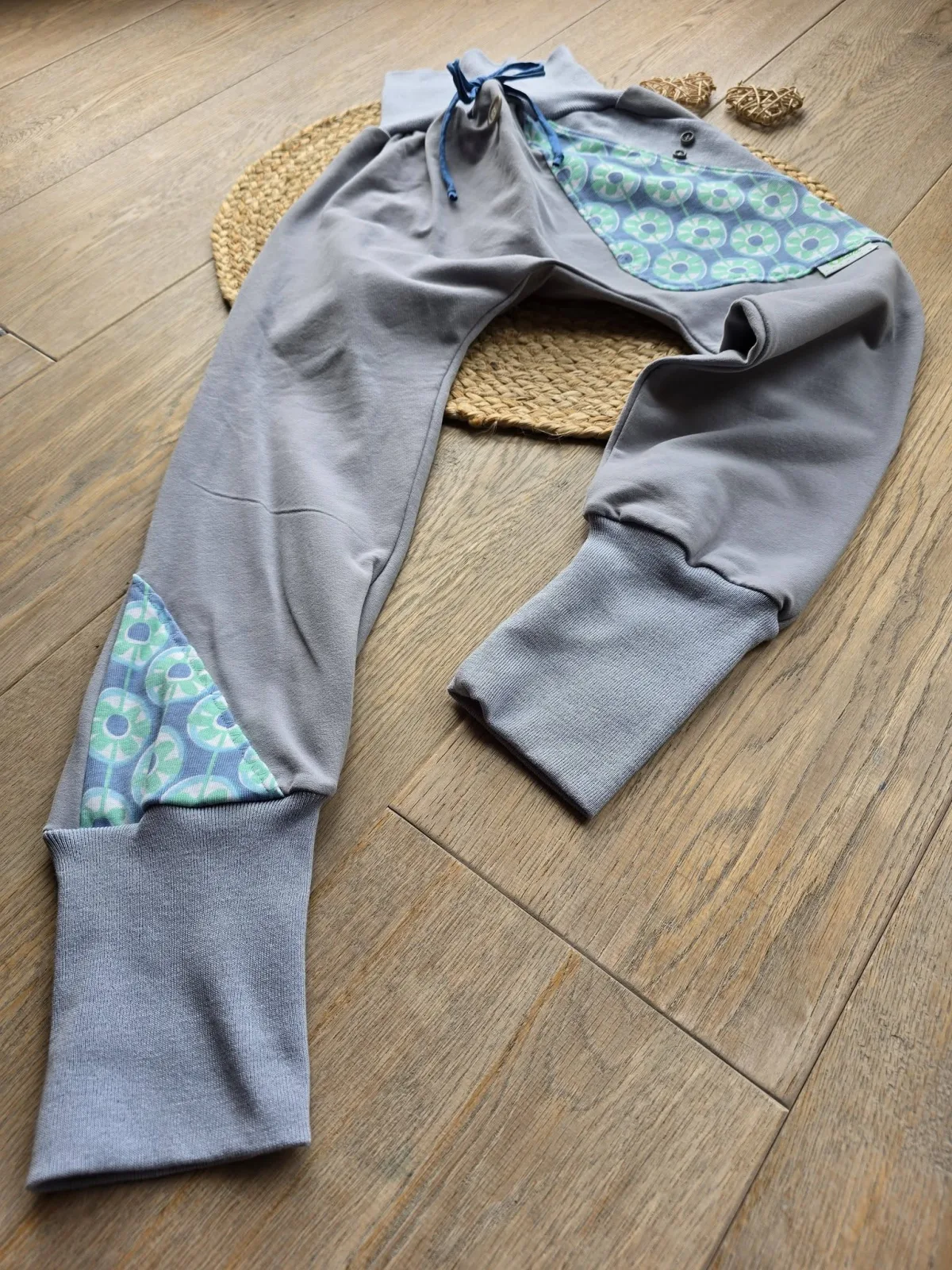 Sweat Organic Kinder Pumphose Gr.122/128 Grau Mitwachsend – Bild 5