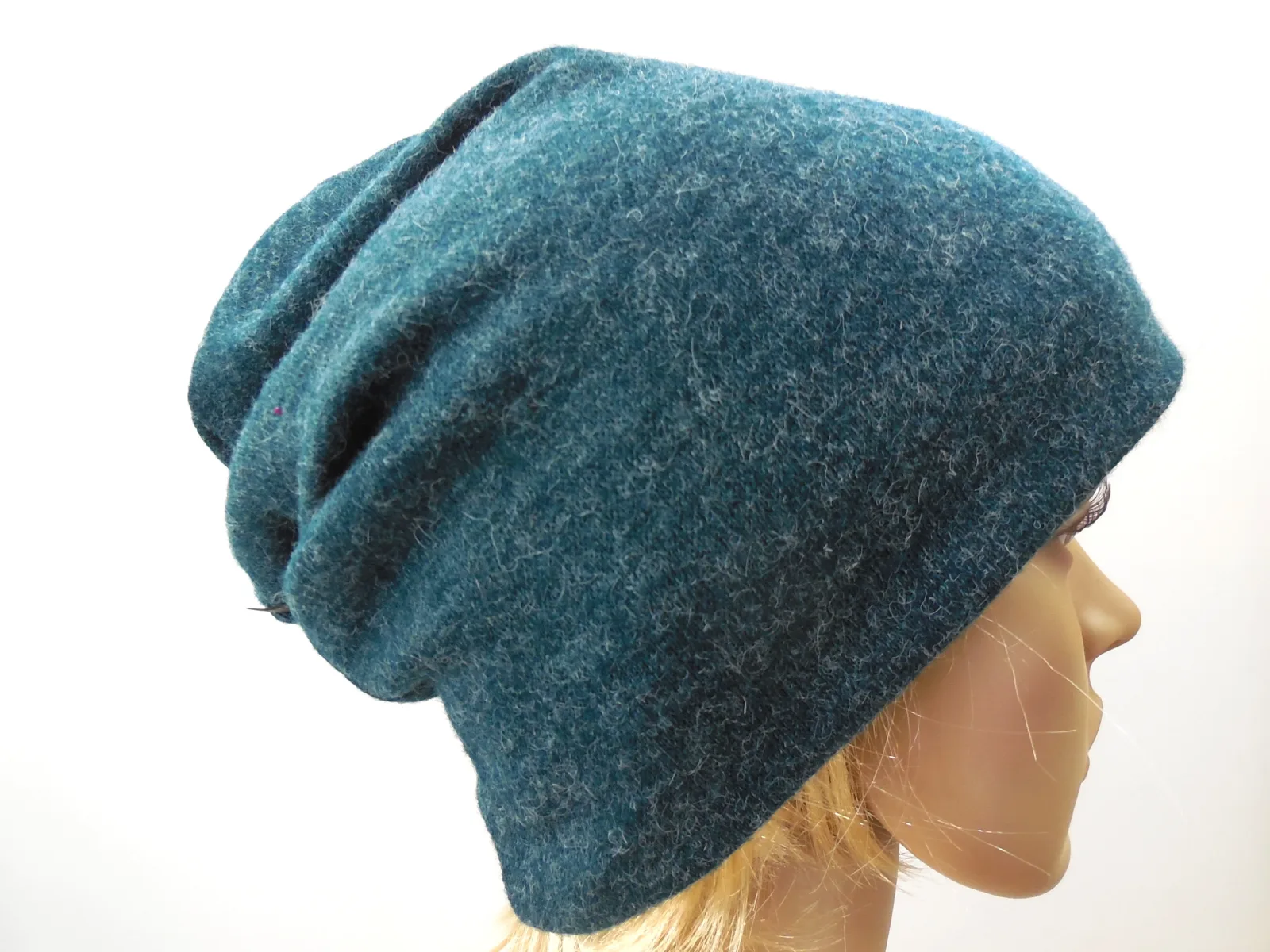 warmer leichter Beanie aus weicher Strickwolle doppelt gelegt zum Wenden eine Mütze die dich behütet, zu allen 4 Jahreszeiten ein Ge (Kopie) – Bild 13
