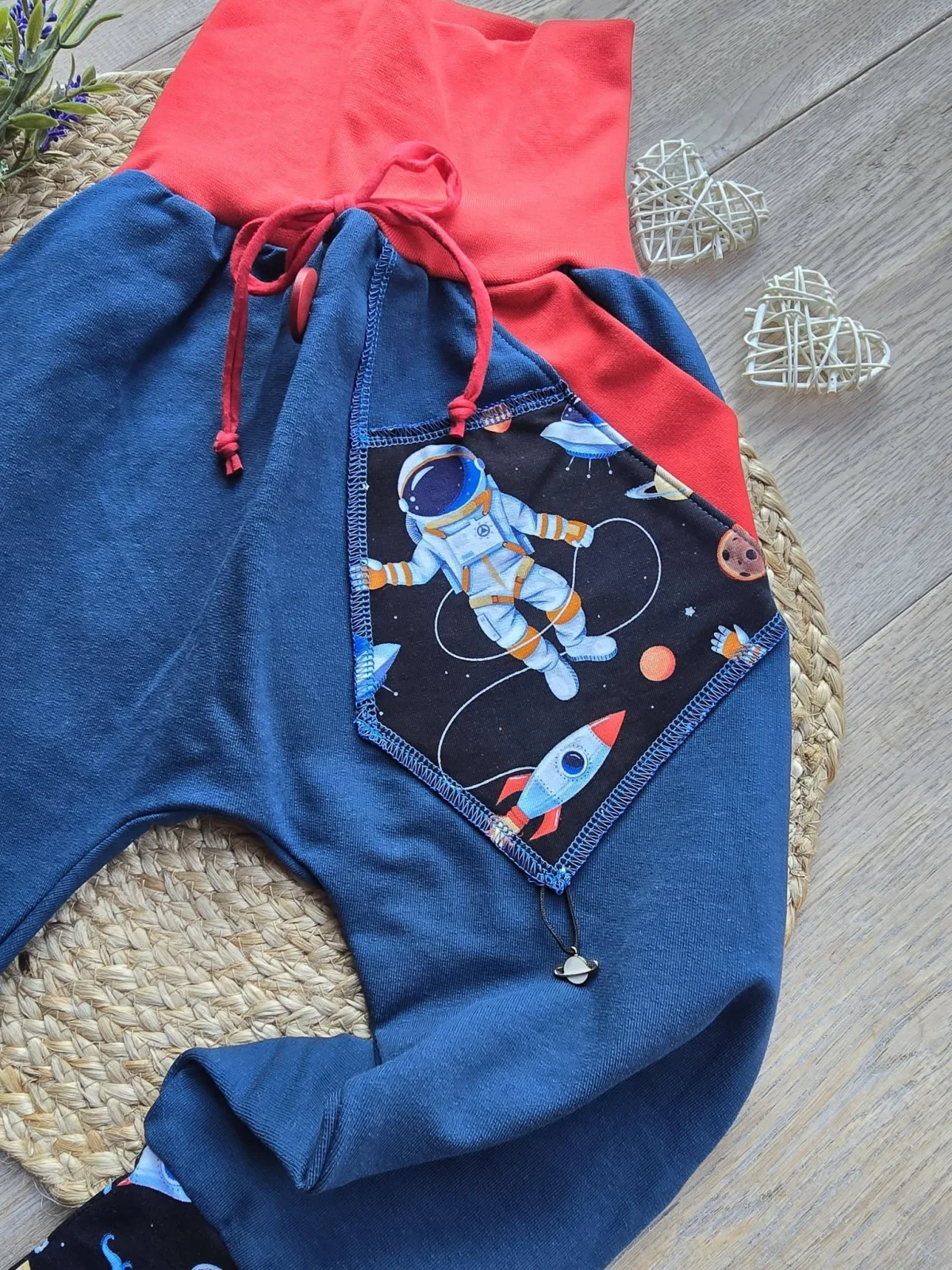 Sweat Organic Pumphose Jungen 104/110 Mitwachshose Astronaut – Bild 3