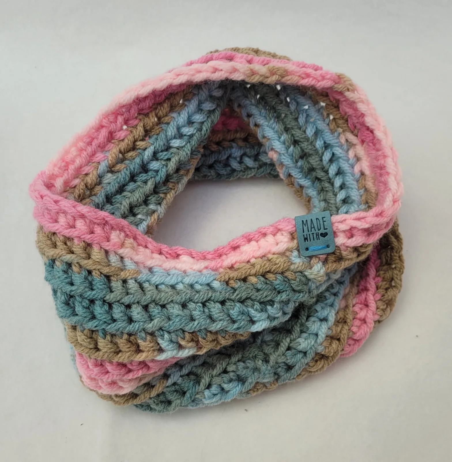 Handgehäkelter Halswärmer für Damen Bunt Winter Schlauchschal dicke Mischwolle (20% Wolle) Einheitsgröße – Bild 5