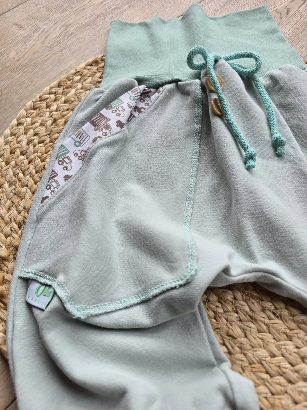Sweat Bio Pumphose 92/98 Hellgrün Unikat für Jungen LKW – Bild 6