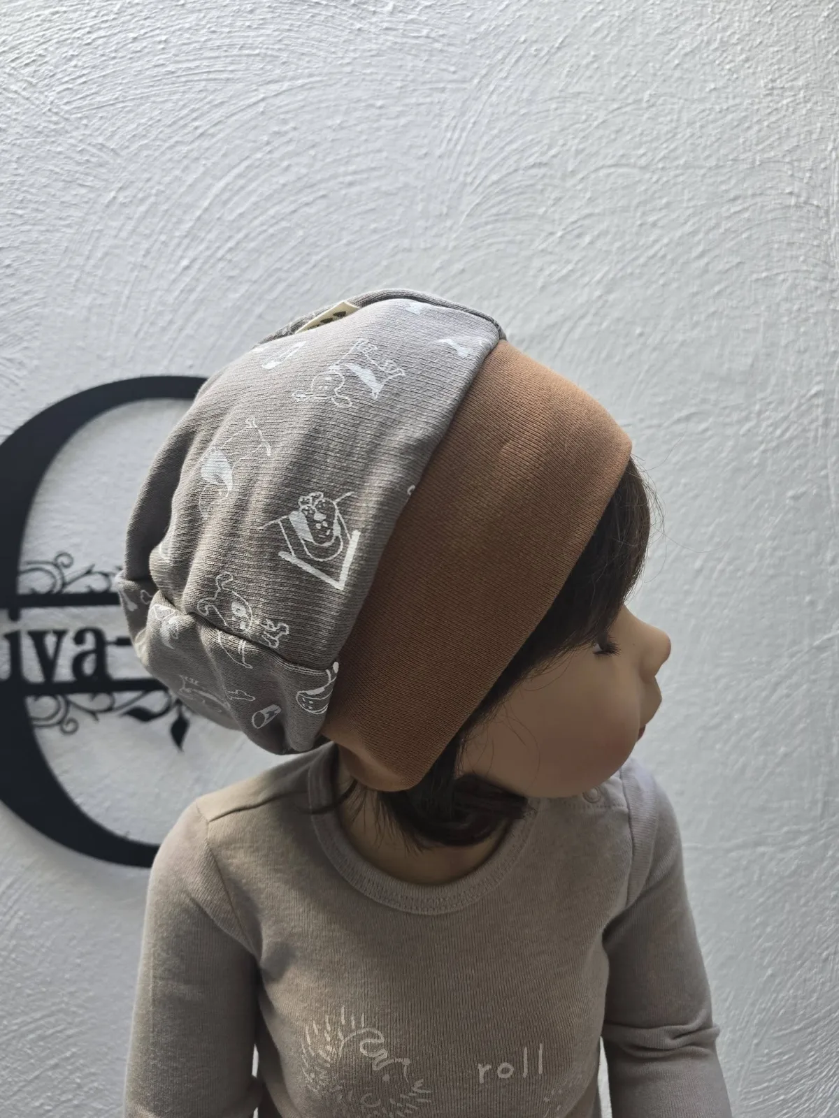 Organic Sweat Beanie Mütze KU. 46-50 cm – Unisex mit Hunden – Bild 5