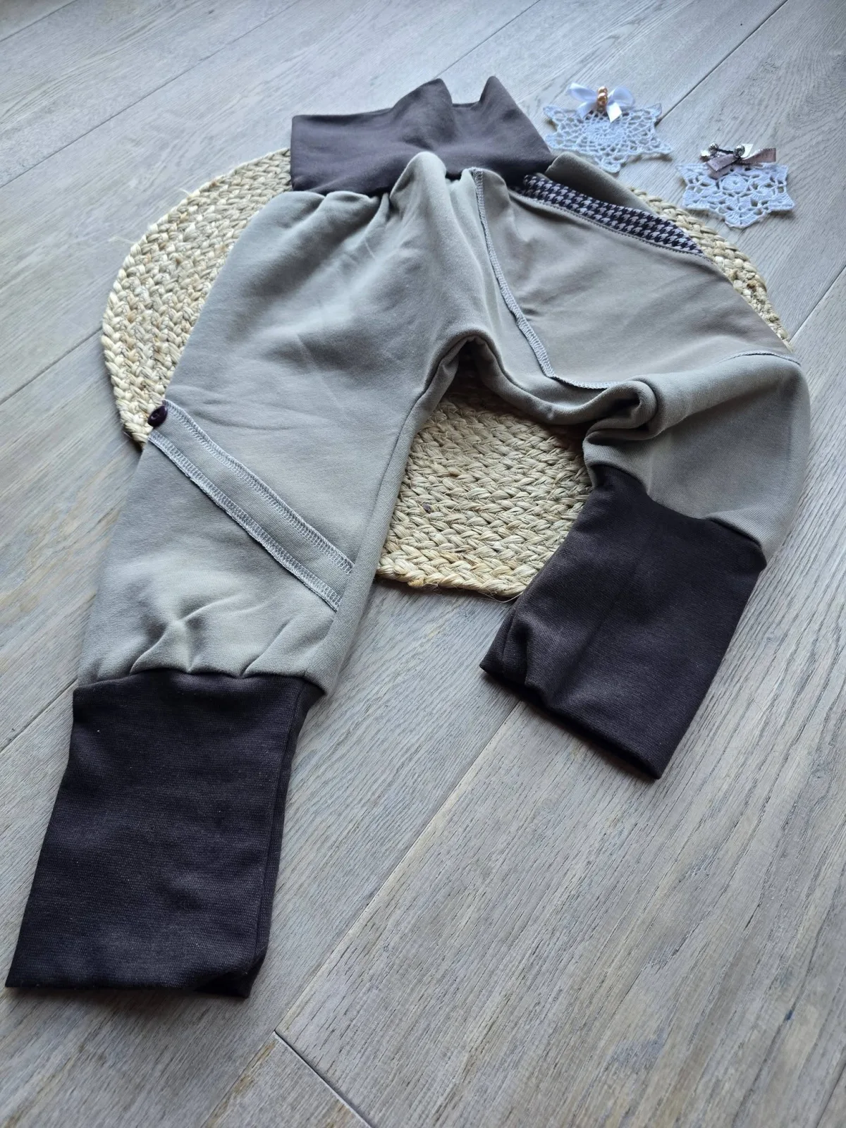 Kuschelige Pumphose aus angerautem Wintersweat Gr.92/98 – Bild 5