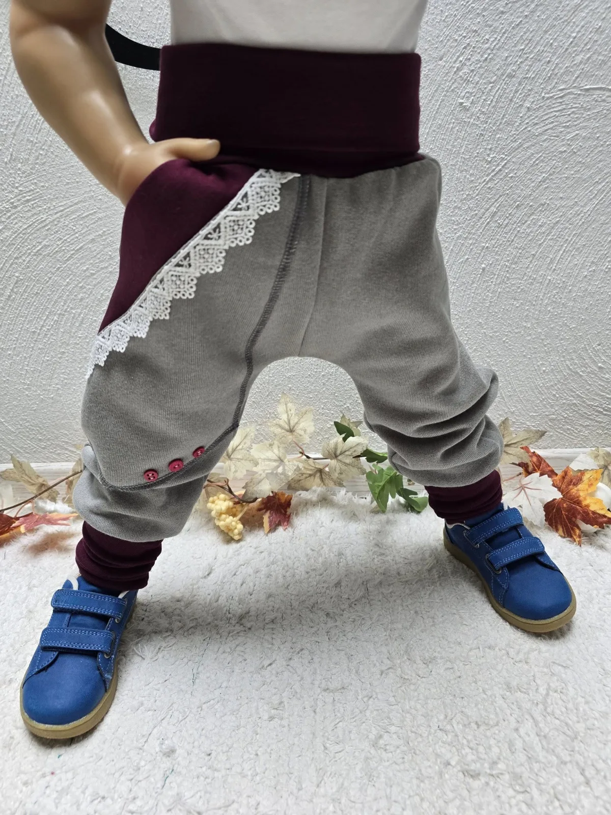 Kuschelige Pumphose aus angerautem Wintersweat Gr.98-104 Mädchen – Bild 5