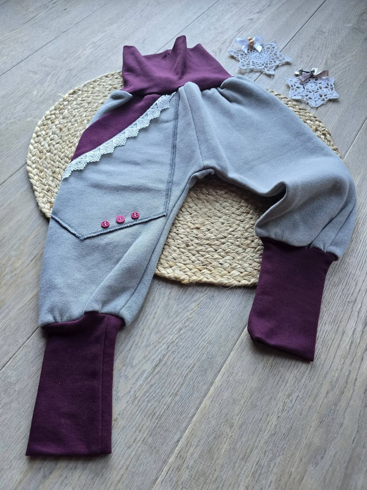 Kuschelige Pumphose aus angerautem Wintersweat Gr.98-104 Mädchen – Bild 4