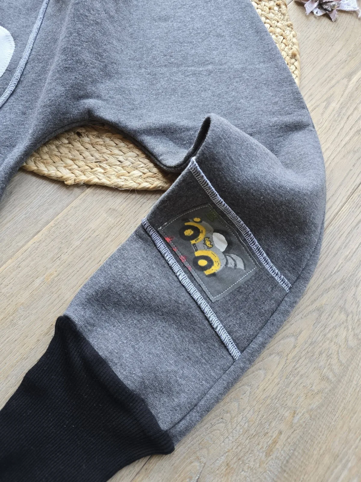 Kuschelige Pumphose aus angerautem Wintersweat Gr.128/134 warm – Bild 3